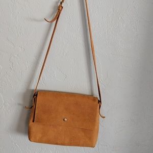 Clad & Cloth genuine leather crossbody purse